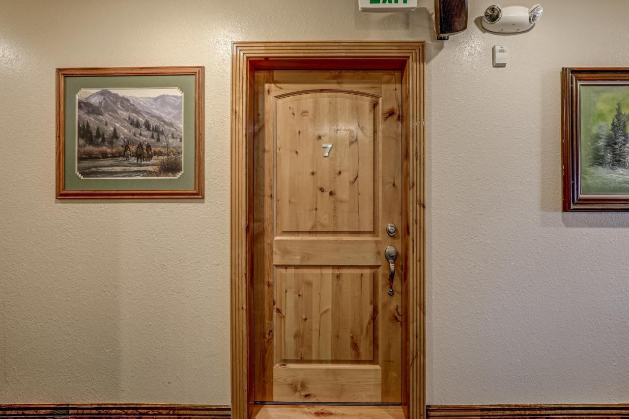 The Snuggle Inn Loa Exterior photo