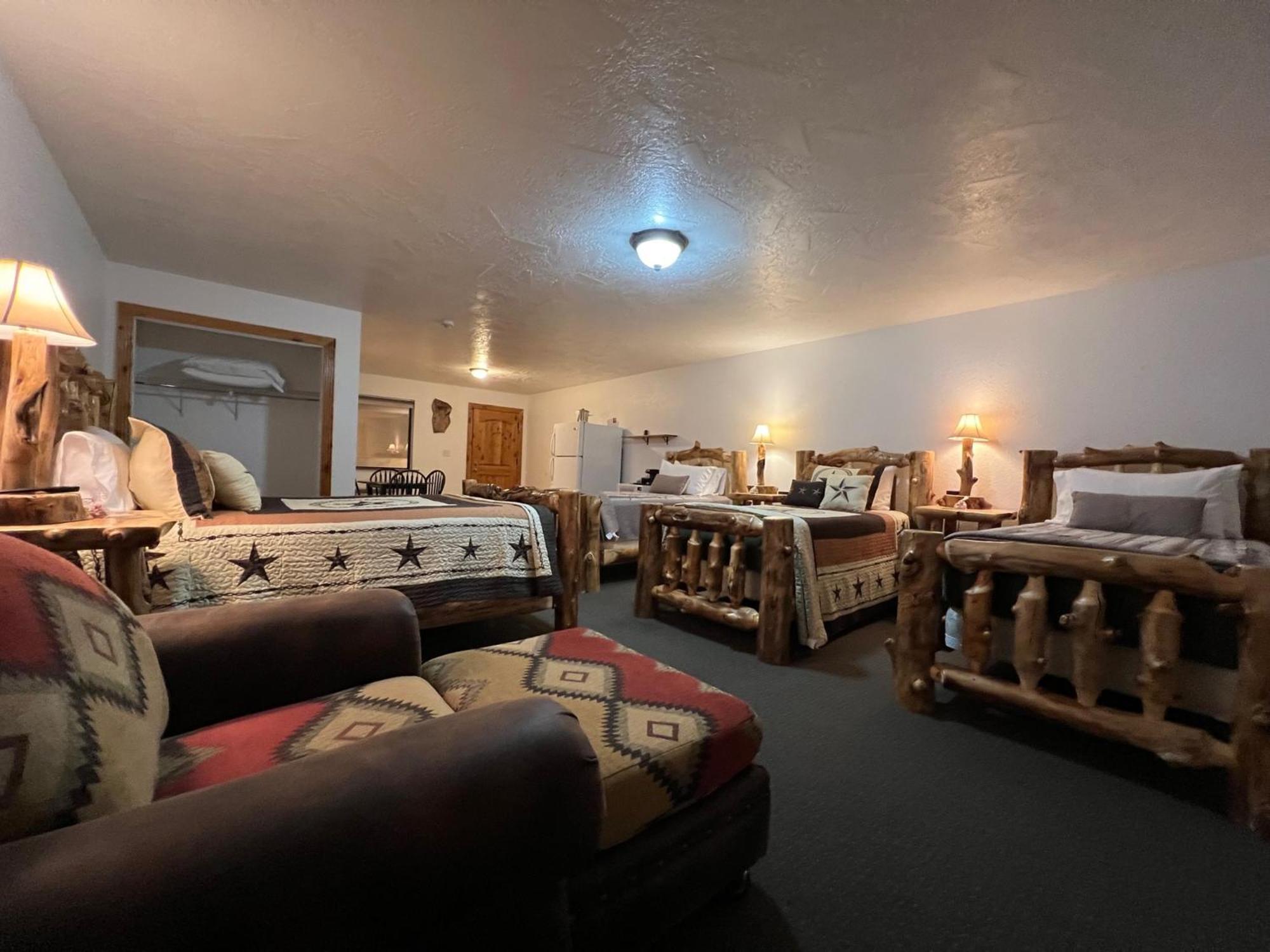 The Snuggle Inn Loa Exterior photo